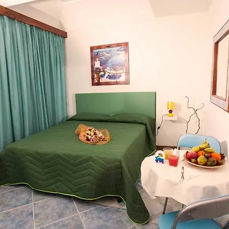 La Brezza B&B Ischia-3